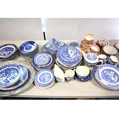 Lot 31 - Collection of blue and white pottery