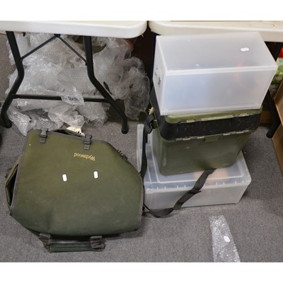 Lot 167 - Quantity of fishing fly reels and spools