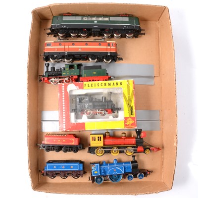 Lot 135 - Six OO gauge and HO gauge model railway locomotives