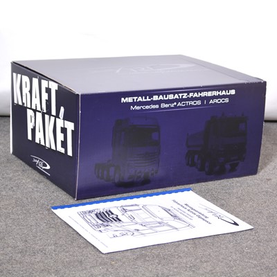 Lot 178 - ScaleArt Mercedes Benz Actros I Gigaspace cab