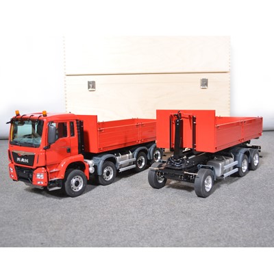 Lot 176 - ScaleArt Germany RC model truck and trailer