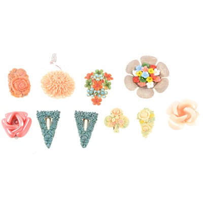 Lot 183 - Vintage Japanese and Czechoslovakian floral dress clips.