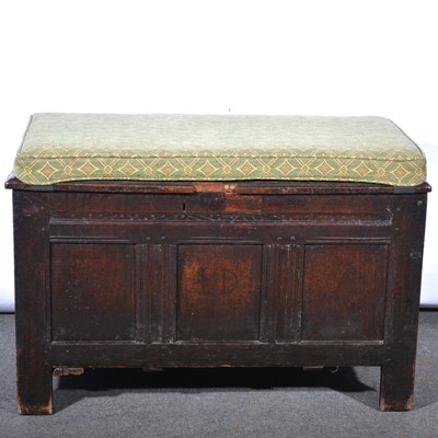 Lot 625 - Joined oak coffer