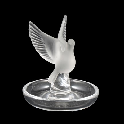 Lot 75 - Lalique Crystal, Thalie, a frosted an clear glass dish