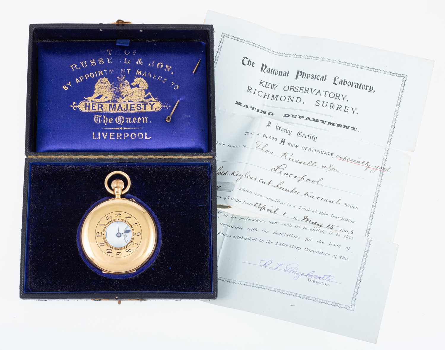 Lot 106 - Tho's Russell & Son - an 18 carat gold full hunter pocket watch with original box and certificate.