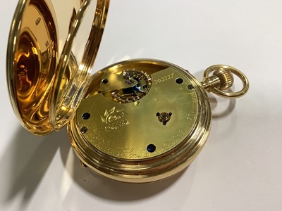 Lot 106 - Tho's Russell & Son - an 18 carat gold full hunter pocket watch with original box and certificate.
