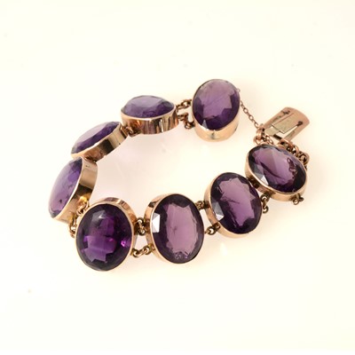 Lot 78 - An amethyst bracelet.