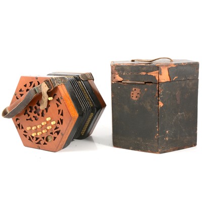 Lot 106 - Lachenal concertina