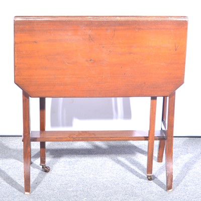 Lot 629 - Edwardian mahogany Sutherland table