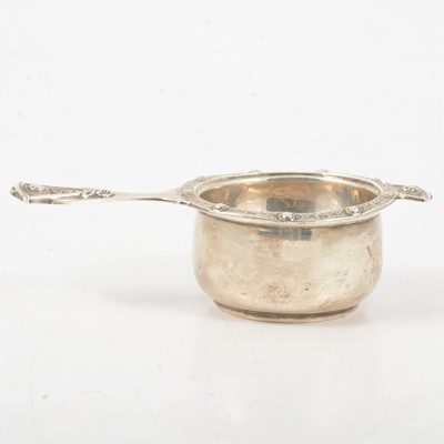 Lot 257 - Silver tea strainer and bowl, Adie Brothers Ltd, Birmingham 1947.