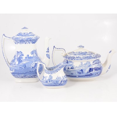Lot 103 - Large collection of Spode Italian pattern pottery