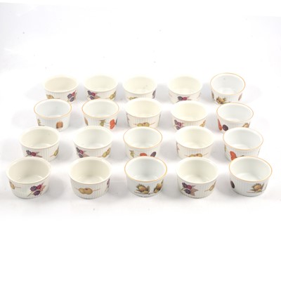 Lot 34 - Twenty Royal Worcester Evesham and Evesham Gold ramekins.
