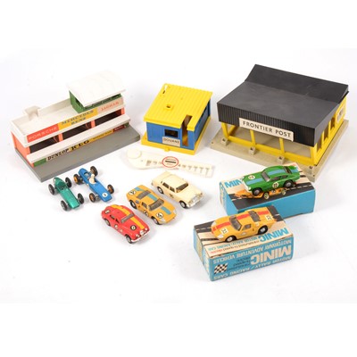 Lot 158 - Tri-ang Minic Motorway, including M1581 Aston-Martin DB6 Coupe