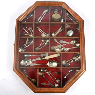 Lot 167 - Silver and plated salt, caddy and small spoons, in a presentation case.