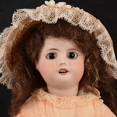 Lot 332 - SFBJ Jumeau, Paris, bisque head doll, 60 head stamp