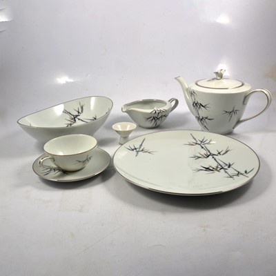Lot 104 - Extensive Noritake table service, bamboo design.