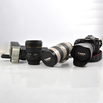 Lot 168 - Digital SLR camera equipment, to include two Canon EOS 50D camera bodies etc.