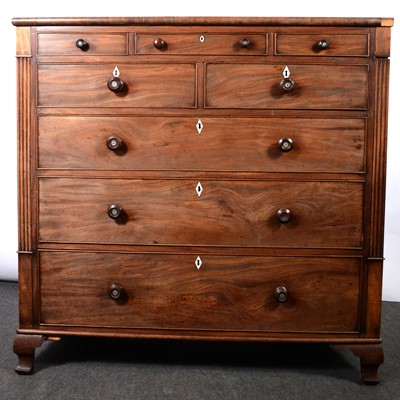 Lot 513 - Victorian mahogany chest of drawers