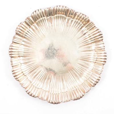 Lot 138 - American sterling silver dessert dish.