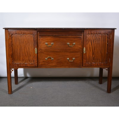 Lot 576 - Mahogany breakfront sideboard