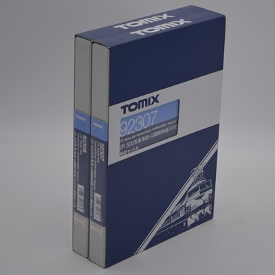 Lot 624 - Tomix N gauge railways, 92307, 92308 J.R. Series 500 Tokaido/Sanyo Shinkansen 'Nozomi'