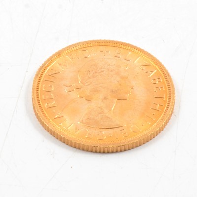 Lot 356 - Elizabeth II gold Sovereign, 1967