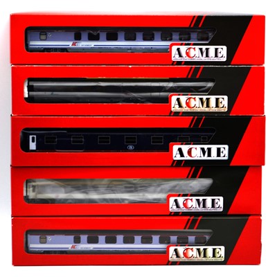 Lot 115 - Five ACME HO gauge model railway passenger coaches
