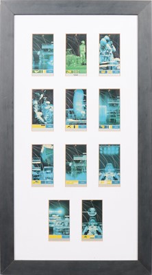 Lot 176 - F1 motor-racing Suzuka grand-prix program, Bahrain grand-prix program and pit passes.