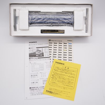 Lot 582 - Tomix HO gauge model railway electric locomotive, ref HO-118 type EF66, boxed.