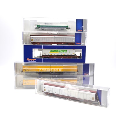 Lot 197 - Six Roco HO gauge model railway wagons and vans