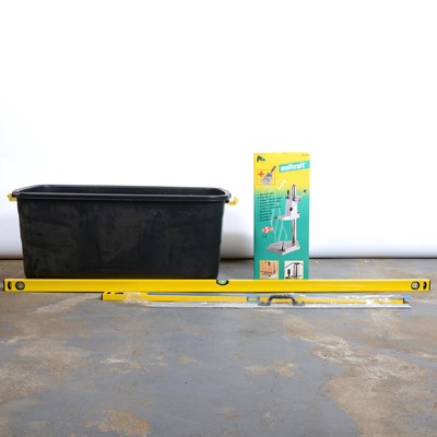 Lot 220 - A box containing a Wolfcraft piller drill...