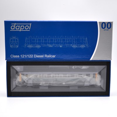 Lot 588 - Dapol OO gauge model railway locomotive, ref 4D-009-003 Class 121 bubble car W55029 BR, boxed.