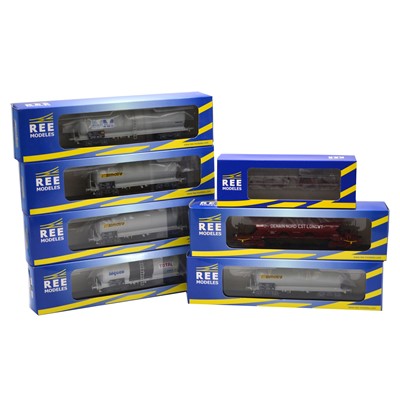 Lot 269 - Seven Ree Modeles HO gauge model railway tankers and rolling-stock