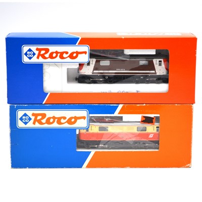 Lot 500 - Two Roco HOe gauge model railway locomotives, OBB 1099
