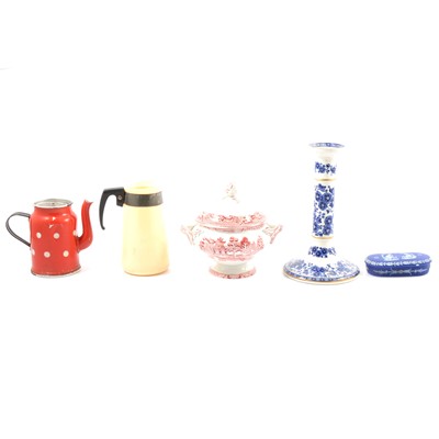 Lot 46 - Three boxes of mixed ceramics, including child'...