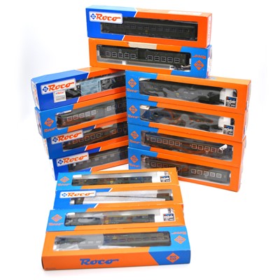 Lot 355 - Fourteen Roco HO gauge model railway passenger coaches