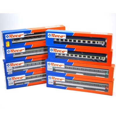 Lot 358 - Eight Roco HO gauge model railway passenger coaches