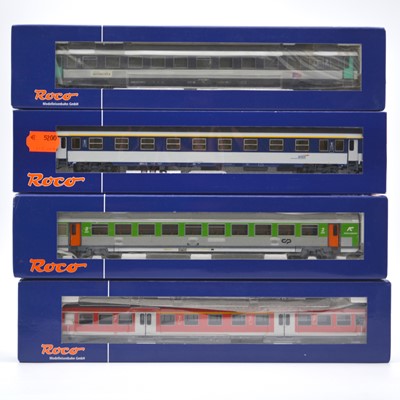 Lot 360 - Four Roco HO gauge model railway passenger coaches