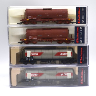 Lot 374 - Four Electrotren HO gauge model tanker wagons