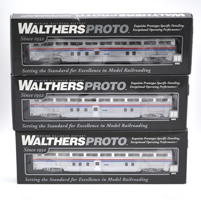 Lot 382 - Three Walthers Proto HO gauge model railway double-decker Amtrak coaches