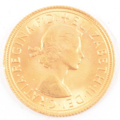 Lot 169 - Elizabeth II gold Sovereign, 1968, 8g