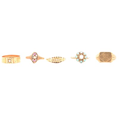 Lot 54 - Five vintage gold dress rings.