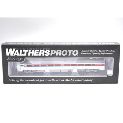 Lot 387 - Walthers HO gauge model railway Metroline coach ref 920-14840 85' Budd Amtrak phase I #809