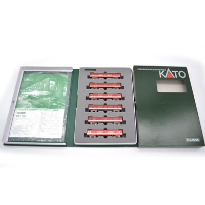 Lot 686 - Kato N gauge model railway 6-car set, ref 10-1109 Eidan Chilatetsu series 500 - 300