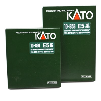 Lot 694 - Kato N gauge model railway sets, ref 10-858 6-car E-5 series Shinkansen 'Hayabusa'