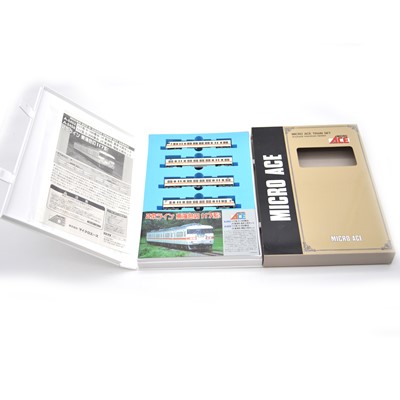Lot 707 - Micro Ace N gauge model railway 4-car set, ref A-0453 JR 117-100