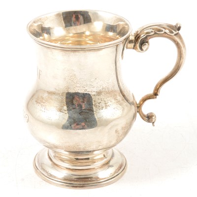 Lot 69 - William IV silver mug, maker's mark rubbed, possibly Jonathan Hayne, London 1830