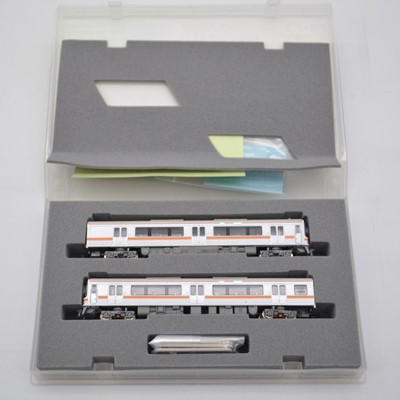Lot 722 - Greenmax N gauge model railway 2-car set, ref S-4012 400 series