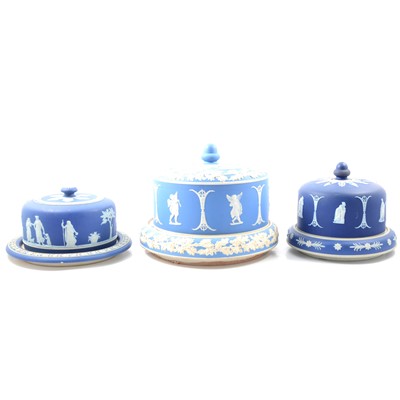 Lot 29 - Franklin Porcelain flower plates and three jasperware cheese dishes
