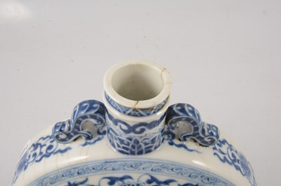 Lot 12 - Chinese porcelain moon flask